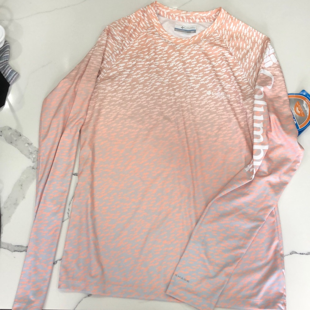 Columbia UPF fish coverup shirt